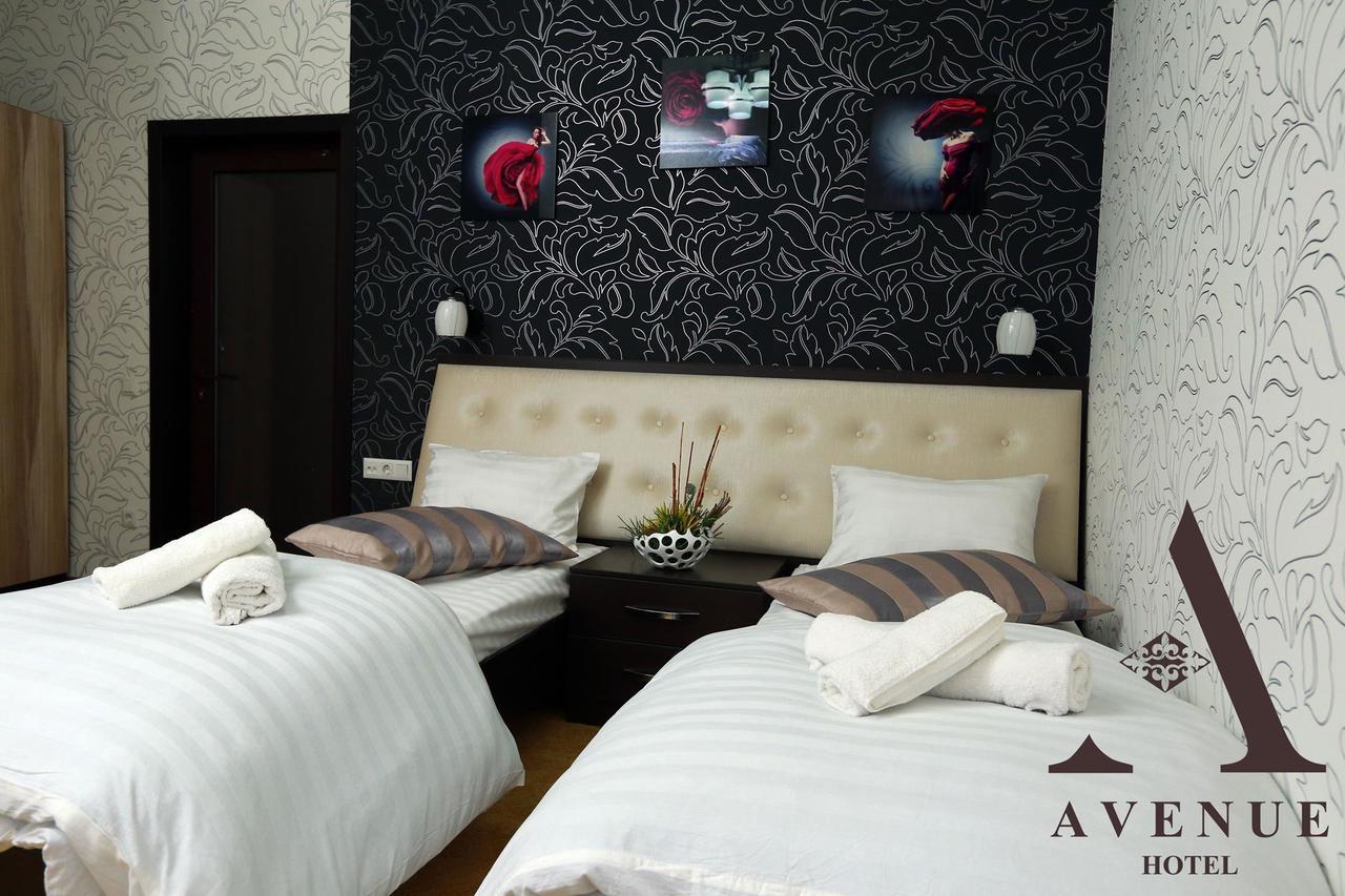 Hotel Avenue Бишкек Екстериор снимка