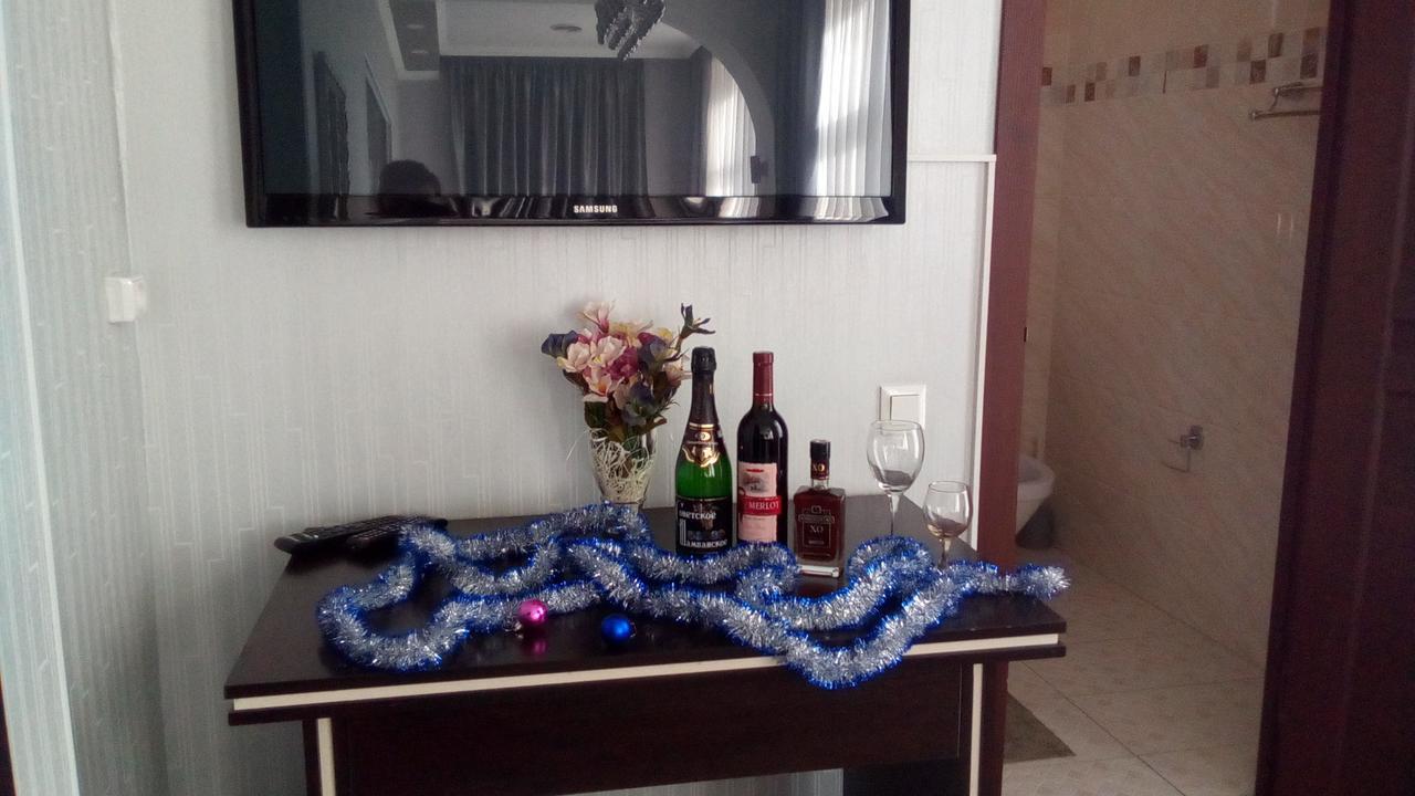 Hotel Avenue Бишкек Екстериор снимка