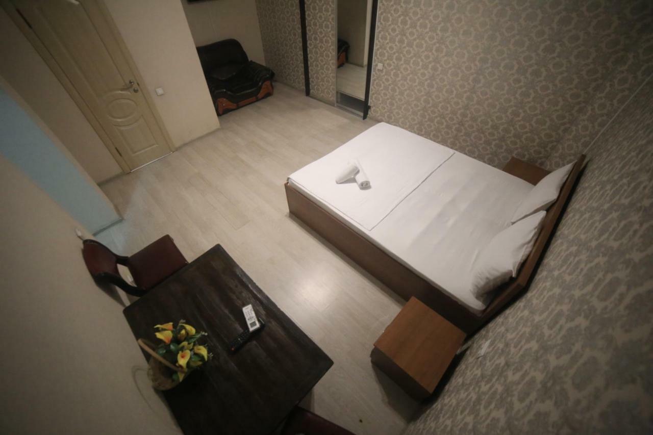 Hotel Avenue Бишкек Екстериор снимка